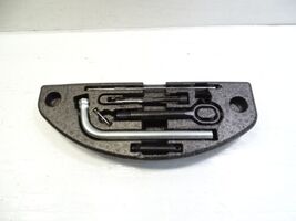 11 Audi A8 D4 tool kit, 4h0805615 - $44.99