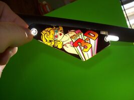 CREATURE FROM THE BLACK LAGOON Pinball Machine Slingshot Plastic Left Si... - $9.85