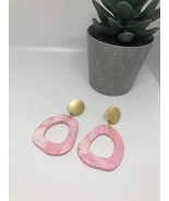 Pink Himalayan salt rock organic oval dangle earrings with gold studs - £11.81 GBP