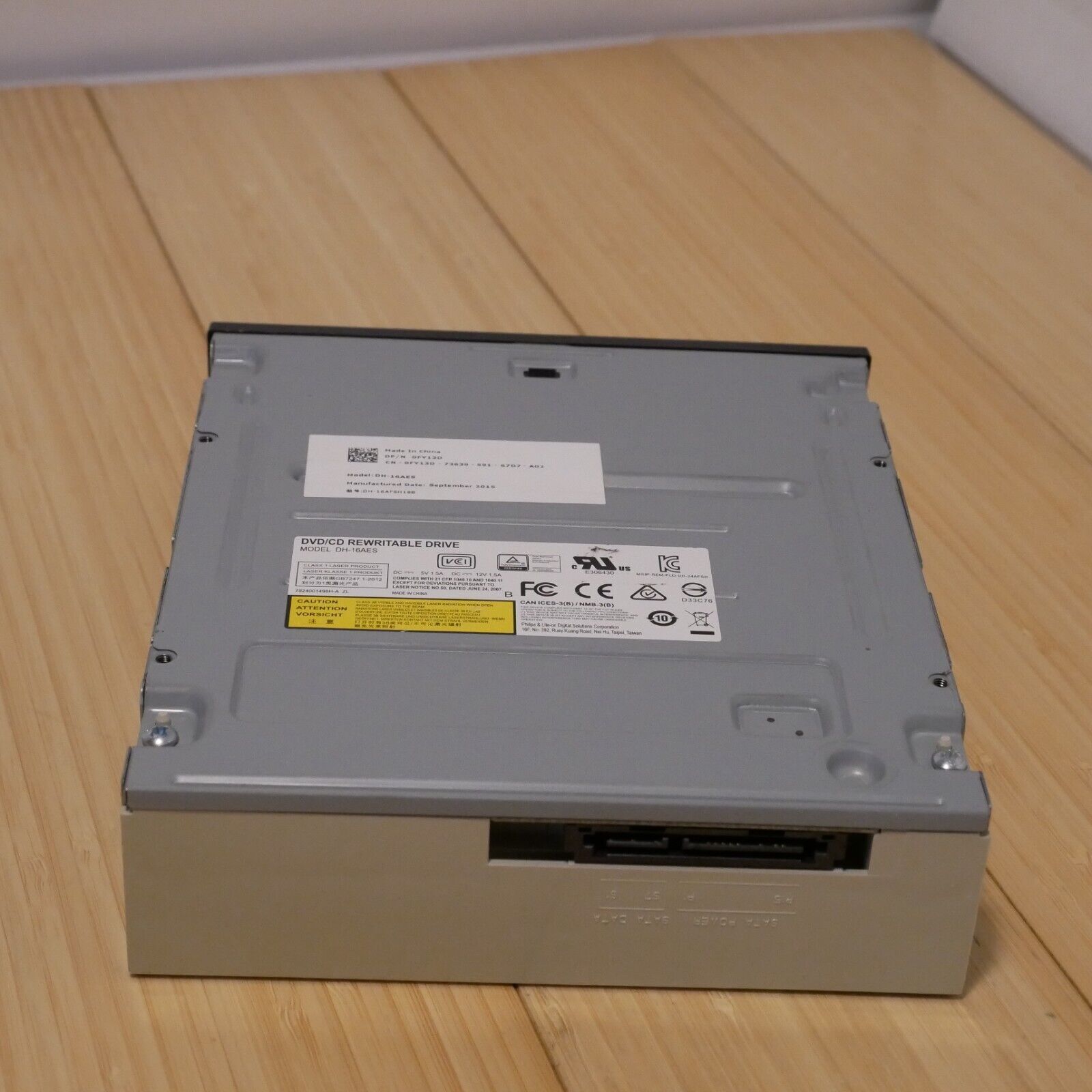 2015 Dell Inspiron 3847 CD/DVD +RW Writer Burner Drive  - Model DH-16AES - $18.69