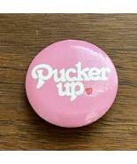 Vintage Pucker up ~ 1.5&quot; pin Pink With Heart - €4,34 EUR