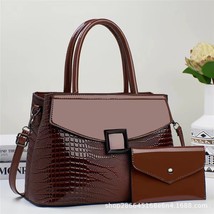 Women&#39;s Bag  Autumn And Winter Large Capacity Fashionable Bright Leather Clapson - $43.00