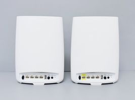 NETGEAR Orbi RBK50 AC3000 Tri-band Wi-Fi System image 3