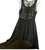 Honey Punch Size Small Black Embroidered Lined High Low Dress Thick Zipper - £14.10 GBP