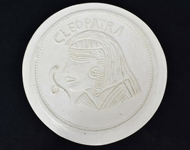 Vintage Chalkware Plaster Cleopatra Round Relief Plaque Signed - £79.48 GBP