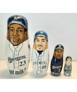MILWAUKEE BREWERS NESTING DOLLS HARDY, WEEKS, FIELDER, HALL 2006 - $299.33 MXN
