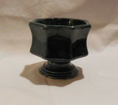 Hull Pottery Co  Small Green Hexagonal planter - F3  - USA - $9.89