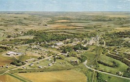 Lumsden Saskatchewan Canada~Aerial VIEW-QU&#39;APPELLE River Valley~Postcard - £8.80 GBP