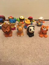 LOT OF 12 FISHER PRICE LITTLE PEOPLE AND ANIMALS - $24.75