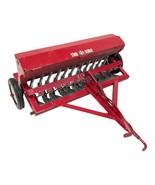 Tru-Scale Grain Drill 1960&#39;s Farm Toy Pressed Steel 1:16 Scale Vintage - $1,474.09 MXN