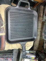 Vintage Lodge P12SGR 12&quot; Square Cast Iron Griddle/Grill Pan Skillet Made USA - £32.14 GBP