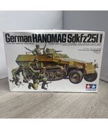 Tamiya German Hanomag Halftrack Sdkfz 251 1/35 Model Kit New JD - $404.51 MXN