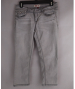 Lei Ashley Low Rise Women&#39;s Distressed Whiskered Jeweled Capri Jeans Size 7 - $14.84