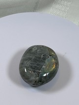 (#140) - LABRADORITE PALM STONE POLISHED - NEW - $150.06 MXN