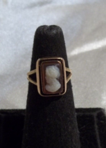14K Yellow Gold Victorian Cameo Ring Rectangular Size 4 Pinky or Child 2.75 gram - £77.89 GBP