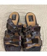 Clarks Artisan Patent Leather Sandals/Slide Womens Size 9.5M Reptile Pri... - $26.49 CAD
