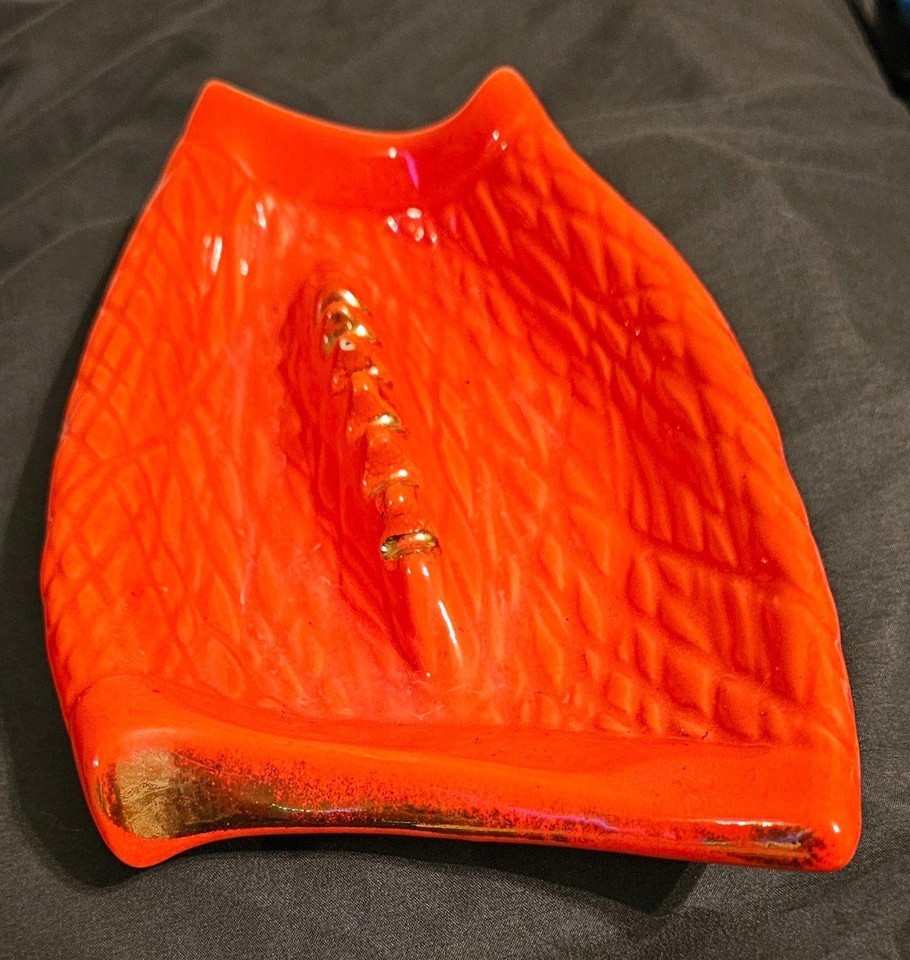 vintage ashtray - $18.70