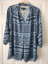 LDLA Womens blouse in size XL in blues and V neck line. 3/4 Length sleeve. - $5.00