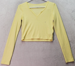 American Eagle Outfitters Cropped Top Women Small Yellow Ribbed Polyester V Neck - $18.45