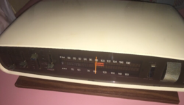 Zenith #co736450 AM/FM Radio-Rare Vintage Collectible-SHIPS N 24 HOURS - £118.85 GBP