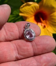 Morganite Pendant.  3.15  cwt. Earth Mined . Master Valuer Appraised $315US - £143.87 GBP