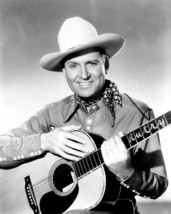 Gene Autry 1940&#39;s portrait in western wear with his guitar 8x10 inch photo - $10.99