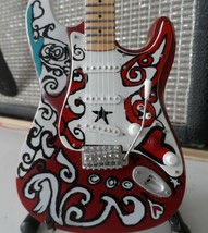 Jimi Hendrix - Saville FENDER STRAT 1 : 4 Échelle Réplica Guitare~ Hache Cieux - £25.72 GBP