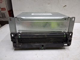 13 14 Dodge charger AM/FM CD radio receiver RHA 5091922AB - $1,200.53 MXN