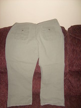 Arizona Army Green Capri&#39;s Size 11 Women&#39;s EUC FREE USA SHIPPING - $350.08 MXN