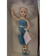 MADAME ALEXANDER-  RRD “Periwinkle” #66745 NIB  - $2,851.02 MXN