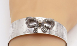 925 Sterling Silver - Vintage Pearl &amp; Marcasite Bow Tie Cuff Bracelet - BT3086 - £79.10 GBP