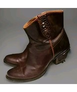 Lucchese 1883 Janis M4636 Distressed Leather Studded Heel Booties US 8B  - £234.35 GBP