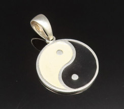 925 Sterling Silver - Vintage Enamel Yin Yang Pendant - PT21135 - $38.51
