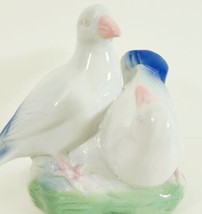 Mourning Doves Pigeons Bird Ceramic Hand Painted China Vintage 1970s 4.5&quot; HGS2E - £10.62 GBP