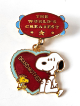 Vintage Snoopy &quot;The World&#39;s Greatest Grandmother&quot; Pin  Aviva United Feature - $292.66 MXN