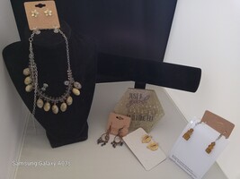 5 Piece Jewelry Set, 4 x Pairs Earrings , 1 x Necklace (95) $12.99 - $12.99
