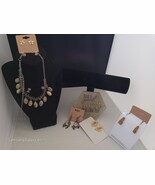 5 Piece Jewelry Set, 4 x Pairs Earrings , 1 x Necklace (95) $12.99 - $17.82 CAD