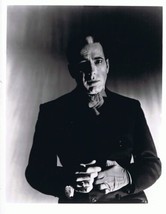 Humphrey Bogart Press Photo 8x10 Gloves - $9.89