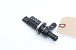 97-04 PORSCHE BOXSTER FUEL TANK VAPOR VALVE Q8464 image 5