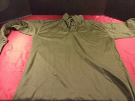 USAF ARMY USN HEAT RETENTIVE MOISTURE RESISTANT GREEN SLEEP SHIRT MEDIUM... - $22.44