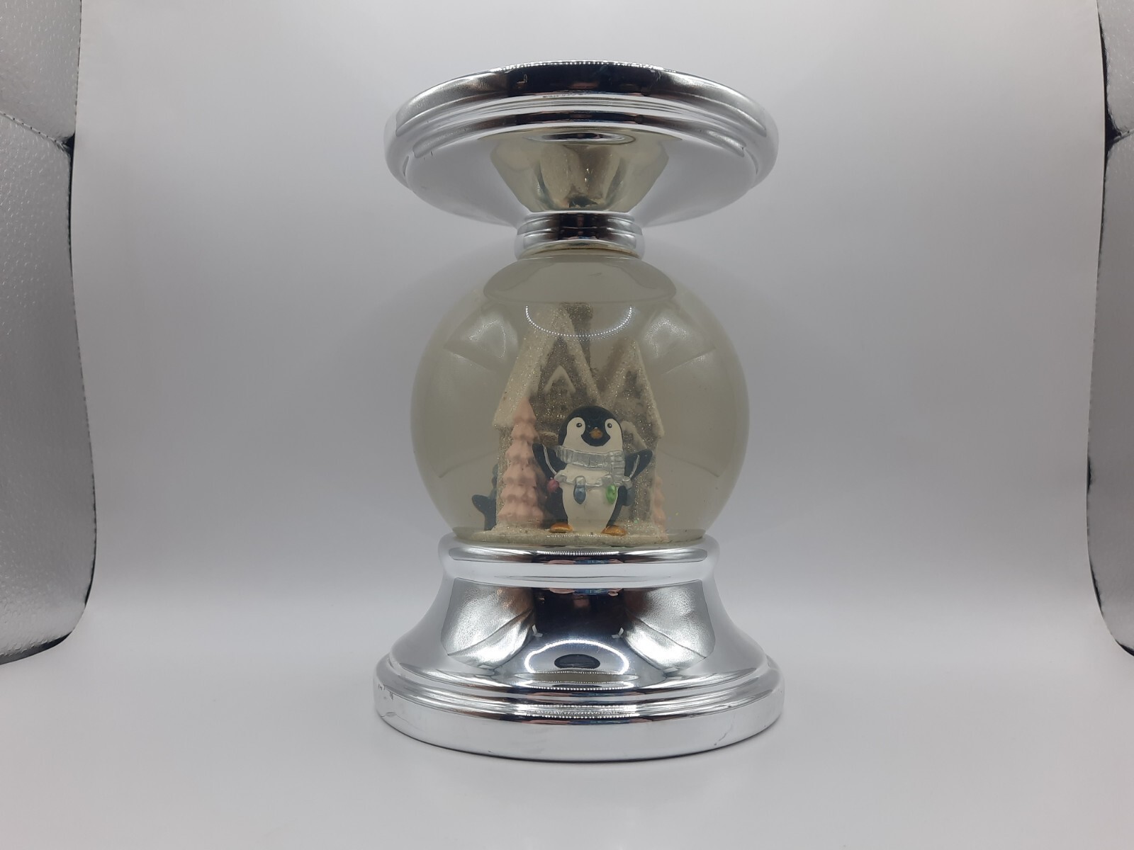 Bath & Body Works Snow Globe Penguins 3 Wick Candle Holder Winter Holiday USED Item image 2