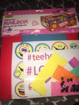 creative hands valentines mailbox kit - $280.60 MXN