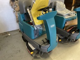 Tennant T7 32 Inch Riding Floor Scrubber New Batteries - $10,995.00