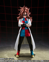 SHF Android 21 Lab Coat Ver Figure Dragon Ball FighterZ - £110.76 GBP