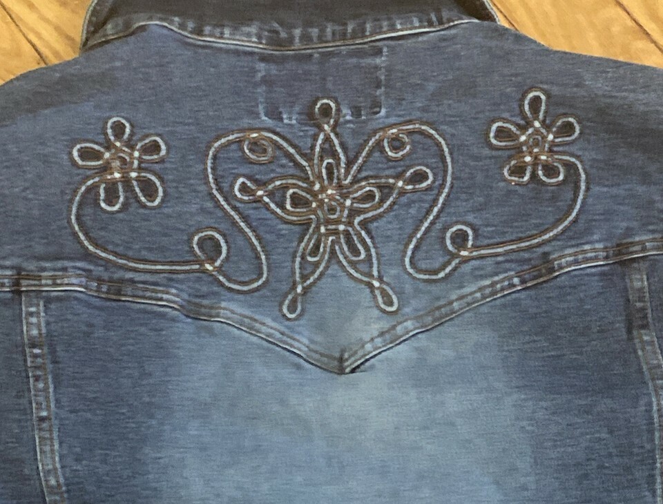 Avenue Blues ~  Embroidered ~ Blue Denim Jacket ~ Women’s Plus Size 22/24 Item image 8