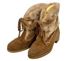 Vintage 70s Womens Snowland Sherpa Boots Size 10 Great shape Thick Crepe... - $41.06