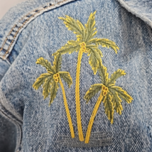 Womens Levi's Denim Trucker Jacket Embroidered Palm Trees Distressed Small image 4