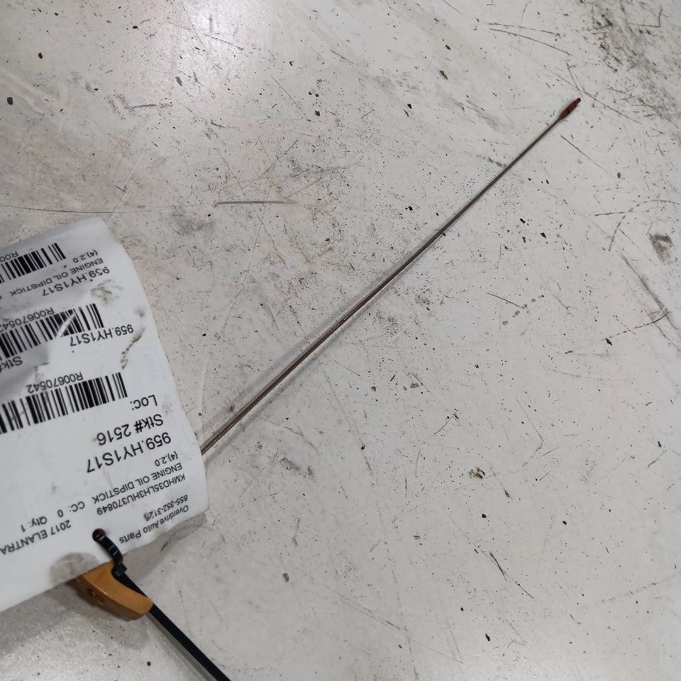 Hyundai Elantra Engine Oil Dipstick  2017 2016 2015 2014 2013 - $19.94