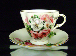 Vintage Windsor Bone China Tea Cup &amp; Saucer Pink Flower Quatrefoil Shape 1960s - £27.91 GBP