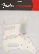 Genuine Fender 62 Strat Full Coverage Pickguard Shield 001-9699-049 - £32.58 GBP